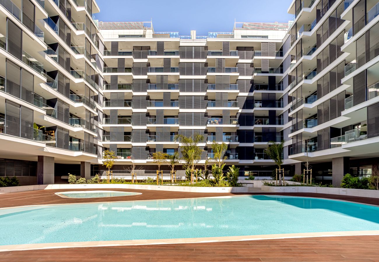 Apartment in Lisbon - MODERN LISBON W/ BALCONY AND POOL II by Homing