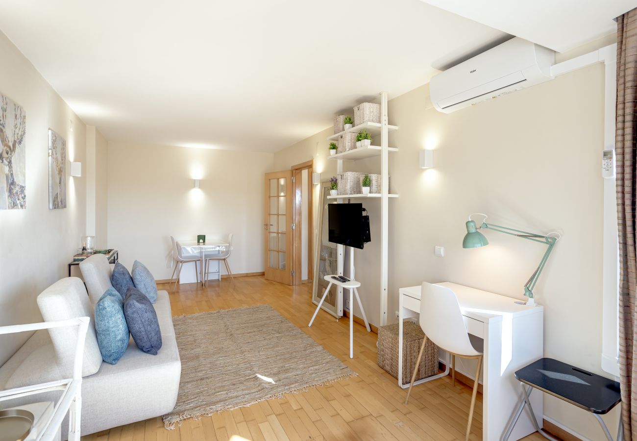 Apartment in Lisbon - OLAIAS MODERN W/ GARAGE by Homing
