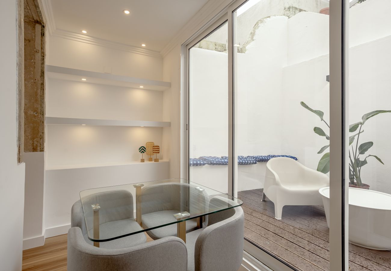 Apartment in Lisbon - GRAÇA TERRACE by HOMING