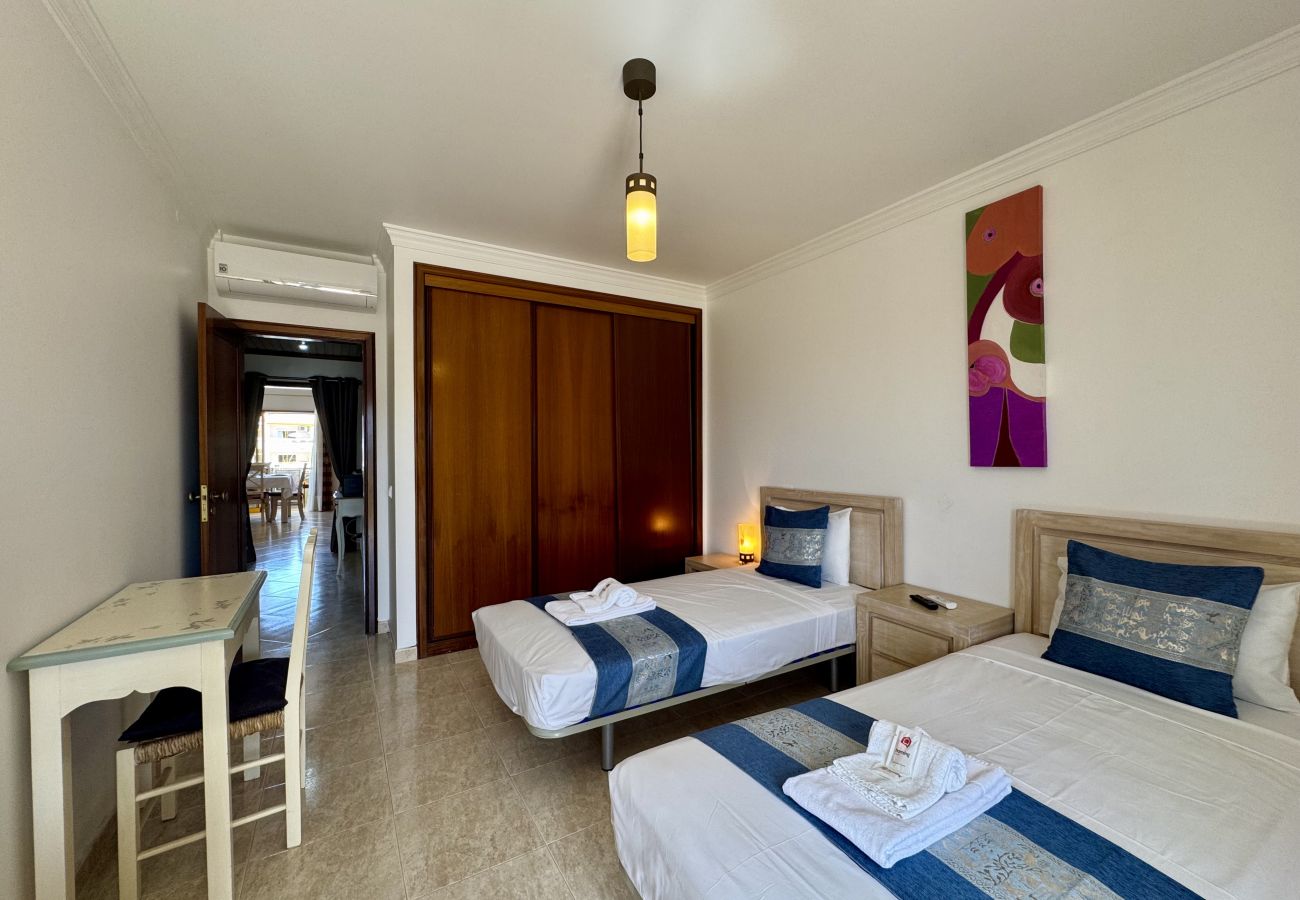 Apartment in Quarteira - QUARTEIRA STYLISH 4 by HOMING