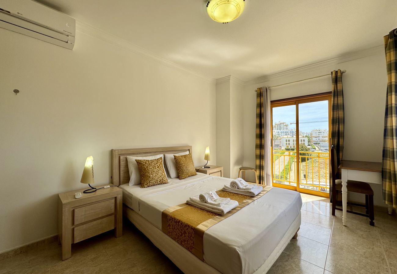 Apartment in Quarteira - QUARTEIRA STYLISH 4 by HOMING