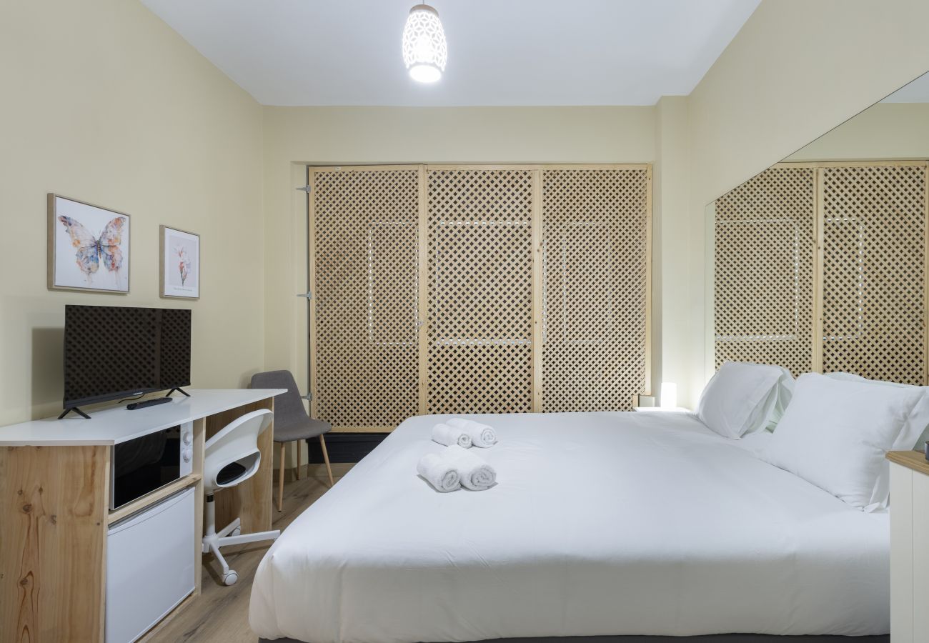 Rent by room in Lisbon - LISBON UPTOWN ROOMS IV by Homing