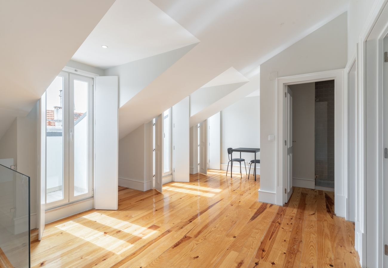 Apartment in Lisbon - GRAÇA DUPLEX WITH A VIEW by Homing