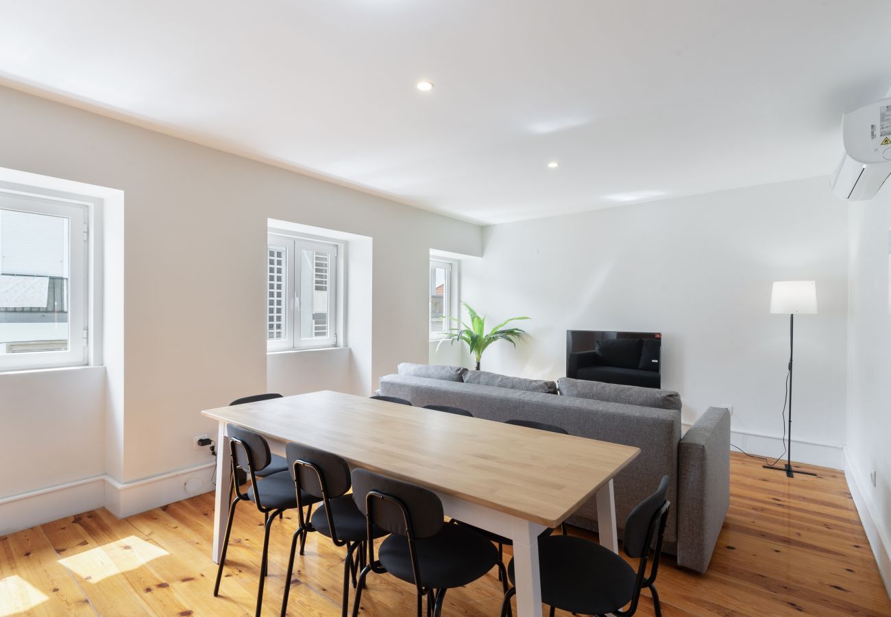 Apartment in Lisbon - GRAÇA DUPLEX WITH A VIEW by Homing