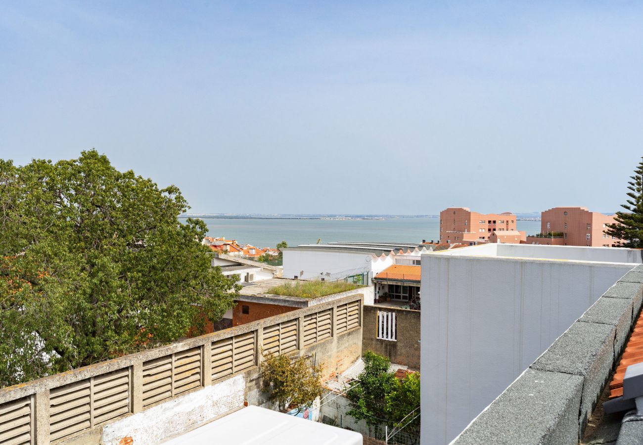 Apartment in Lisbon - GRAÇA DUPLEX WITH A VIEW by Homing