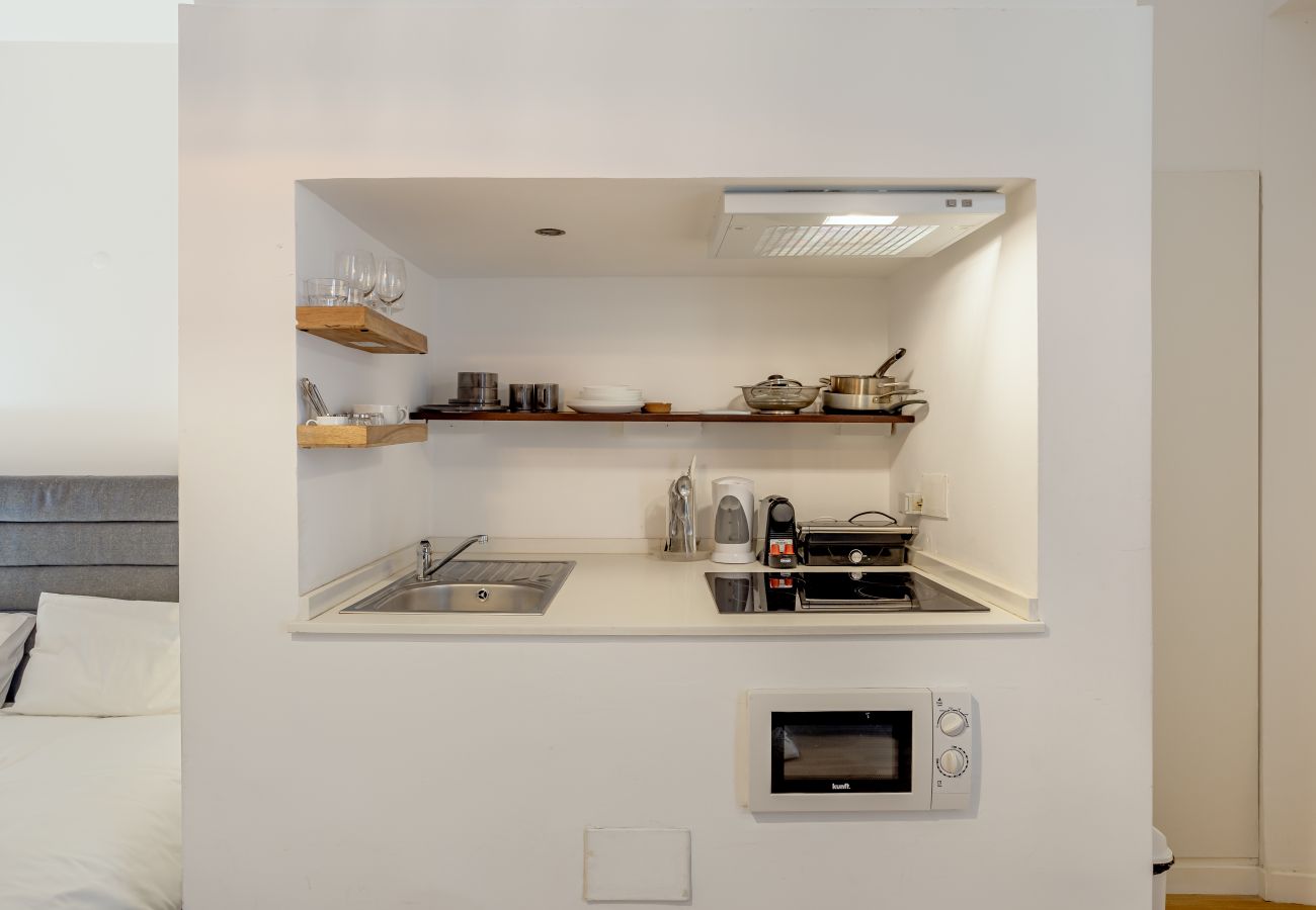 Studio in Lisbon - BOAVISTA 130 STUDIOS IV by Homing