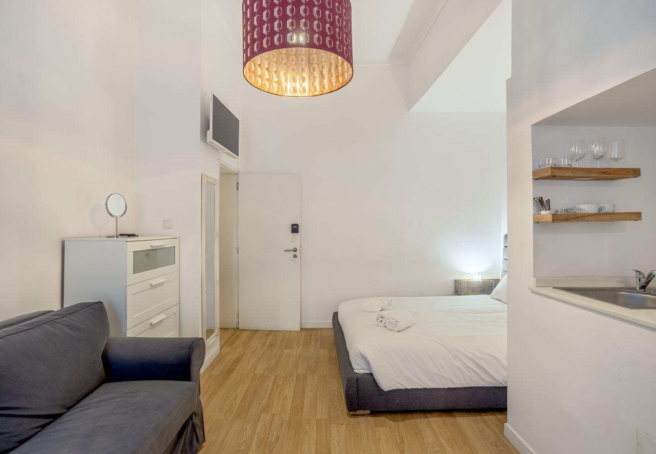 Studio in Lisbon - BOAVISTA 130 STUDIOS IV by Homing
