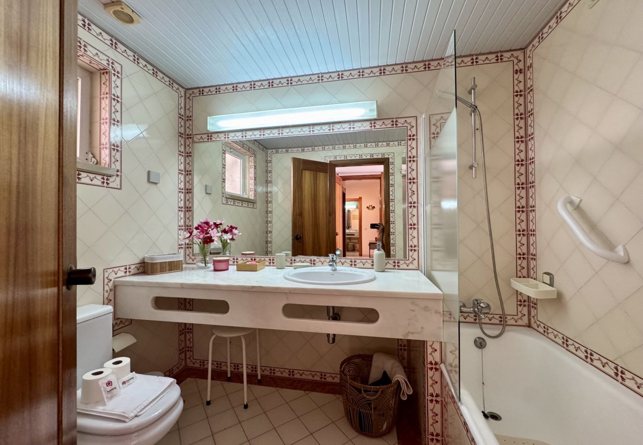 Apartment in Albufeira - ALBUFEIRA AMAZING VIEW 2 WITH POOL by HOMING