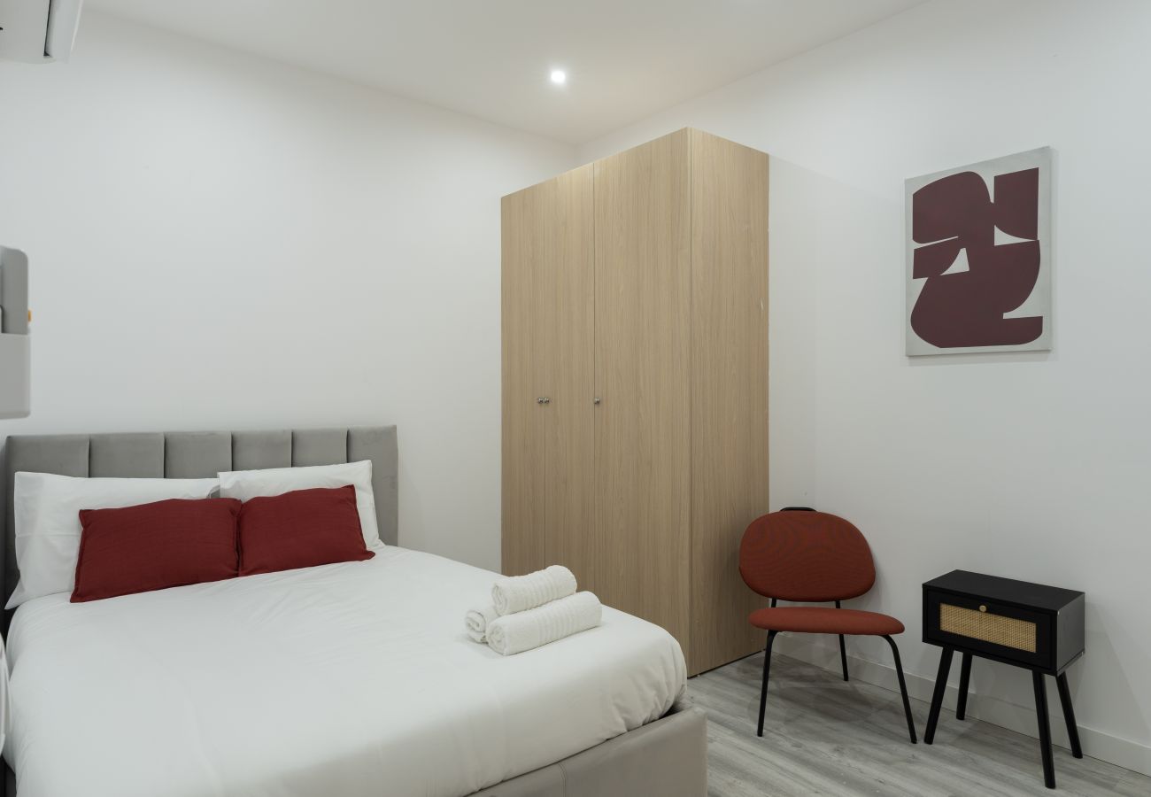 Rent by room in Lisbon - LISBON MODERN SUITES III by Homing