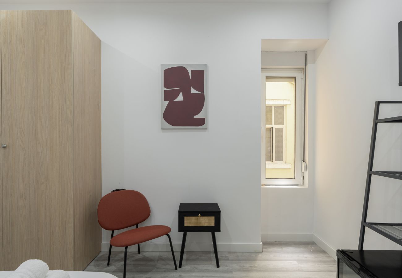 Rent by room in Lisbon - LISBON MODERN SUITES III by Homing