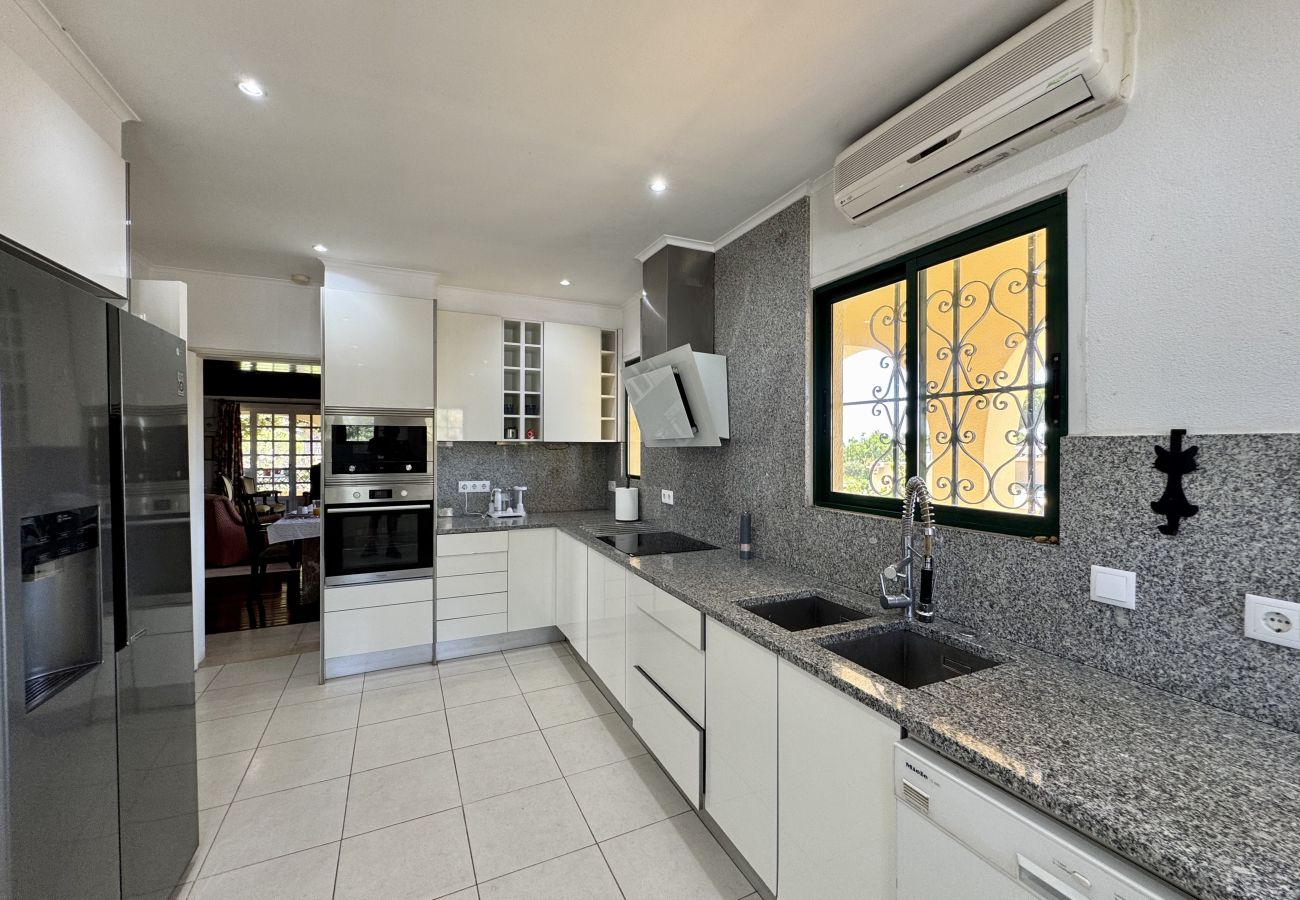 Apartment in Vilamoura - VILAMOURA BROWNS 2 WITH POOL by HOMING