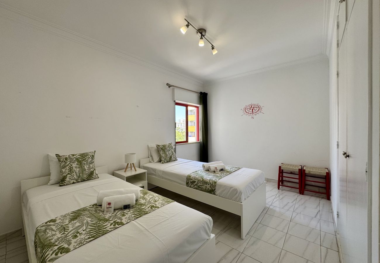 Apartment in Quarteira - QUARTEIRA BEACH & OCEAN VIEW 3 by HOMING