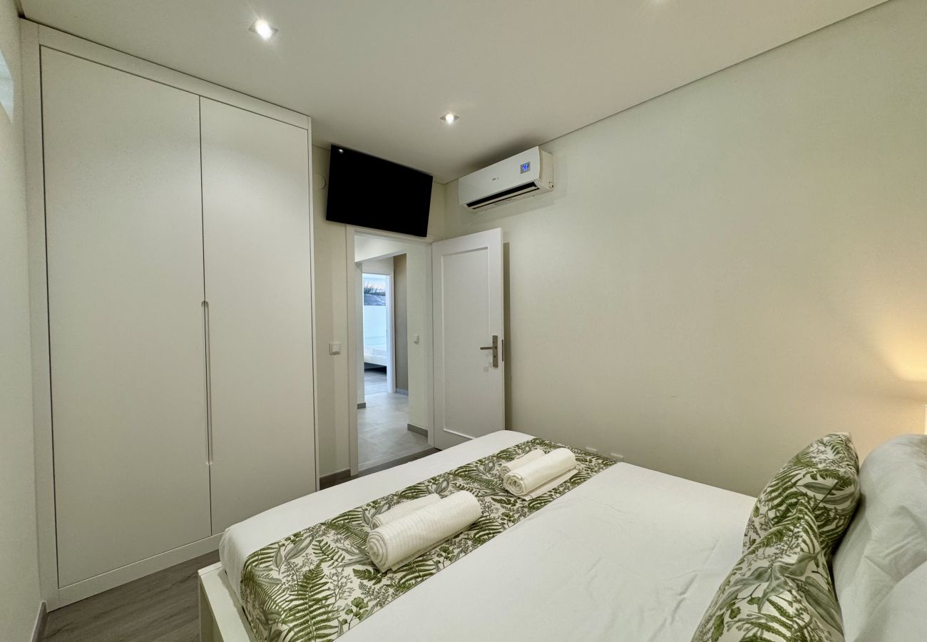 Apartment in Quarteira - QUARTEIRA DELUXE 2 WITH POOL by HOMING