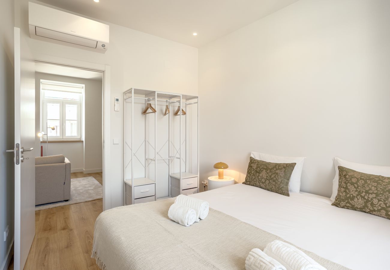 Apartment in Lisbon - RATO MODERN by Homing
