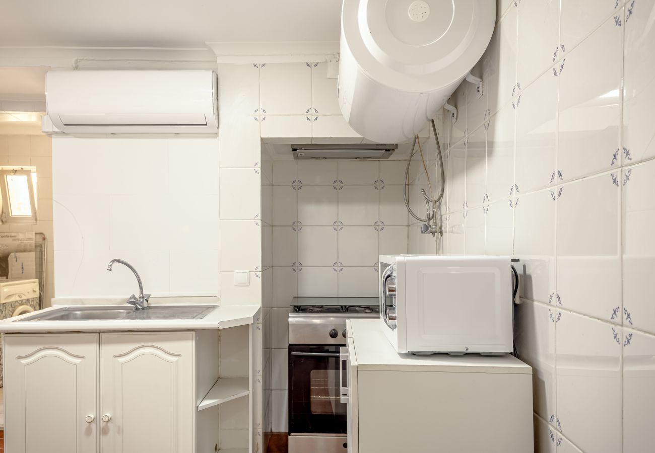 Apartment in Lisbon - SANTANA COSY by Homing