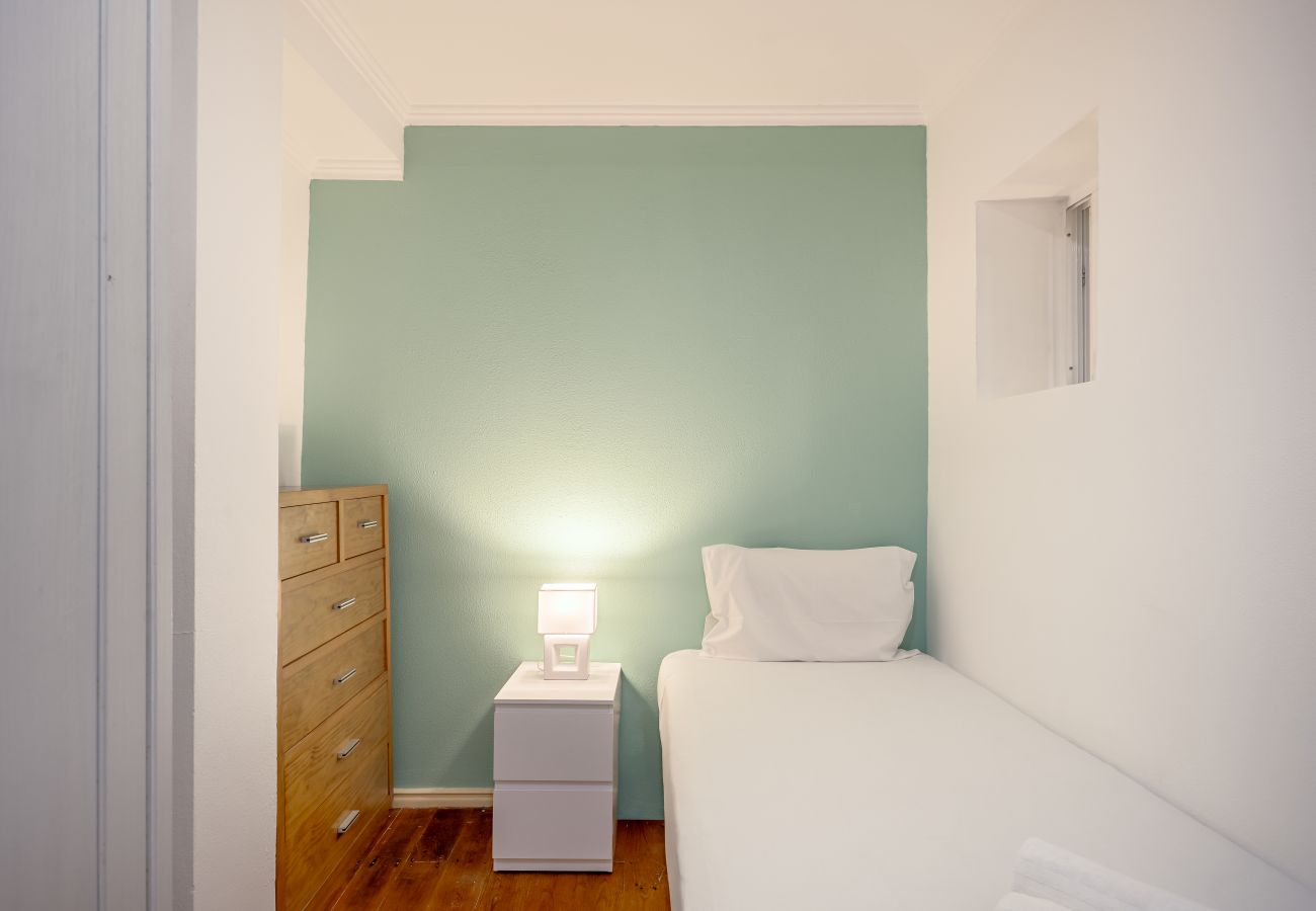 Apartment in Lisbon - SANTANA COSY by Homing