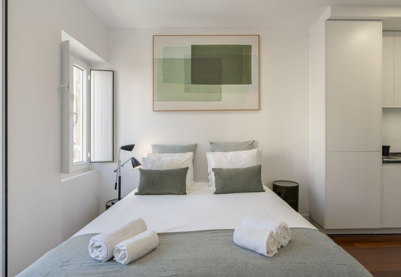 Studio in Lisbon - ESTRELA RIVERSIDE STUDIOS III by Homing