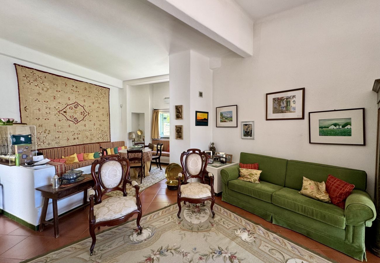 Villa in Vilamoura - VILAMOURA VINTAGE VILLA WITH POOL by HOMING