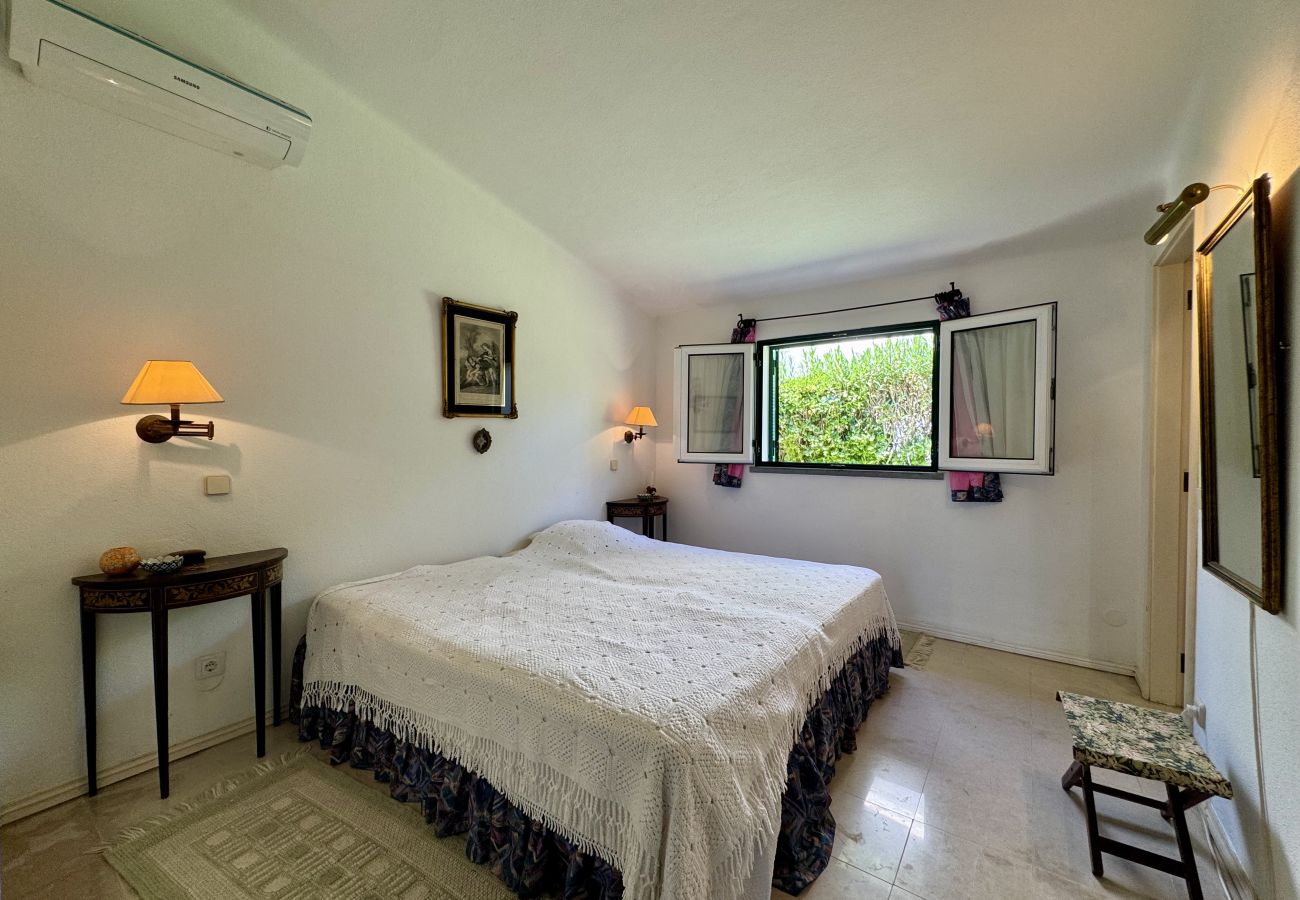 Villa in Vilamoura - VILAMOURA VINTAGE VILLA WITH POOL by HOMING