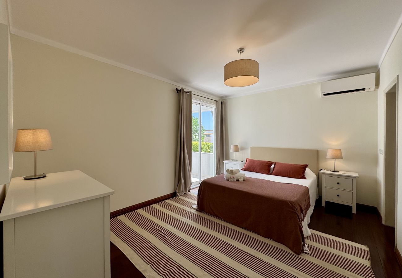Villa in Vilamoura - VILAMOURA SUN & BEACH VILLA WITH POOL by HOMING
