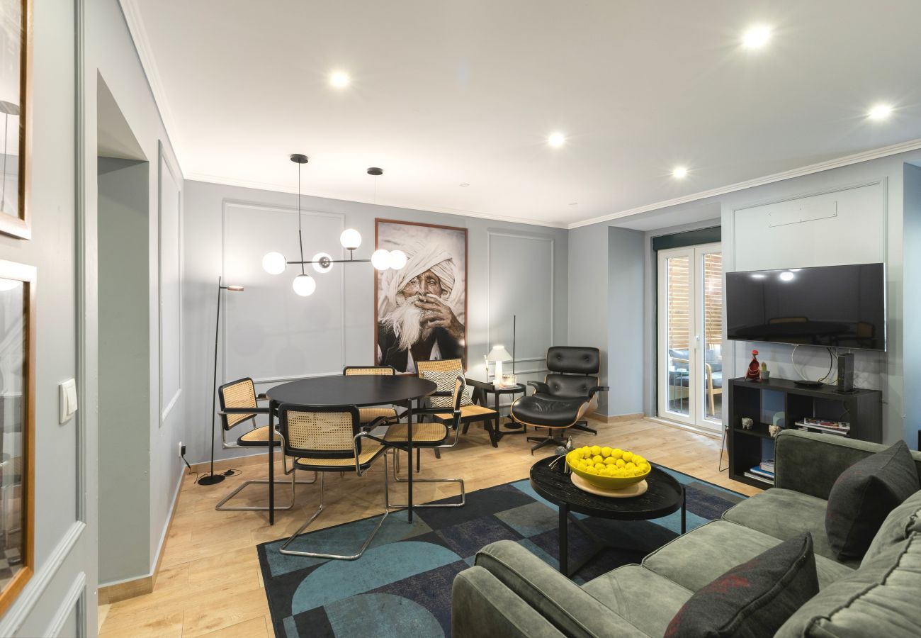 Apartment in Lisbon - AVENIDA LIBERDADE DESIGN by Homing