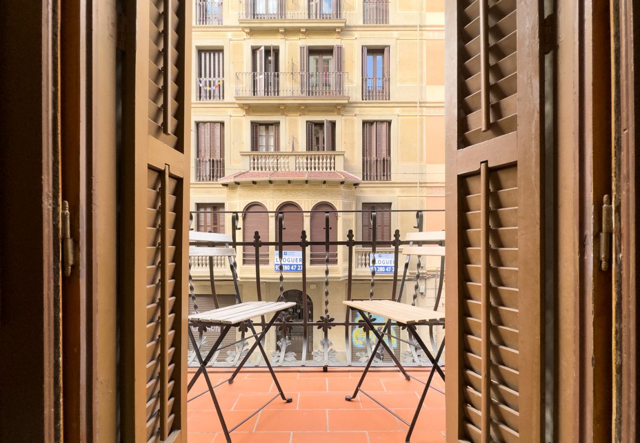 Apartamento en Barcelona - GRACIA BONAVISTA, spacious and with balcony