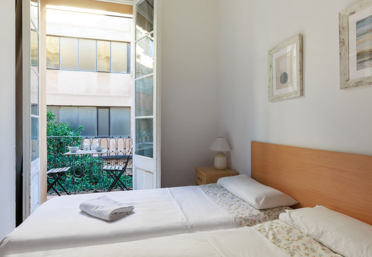 Apartamento en Barcelona - GRACIA SANT AGUSTI, 3 bedrooms
