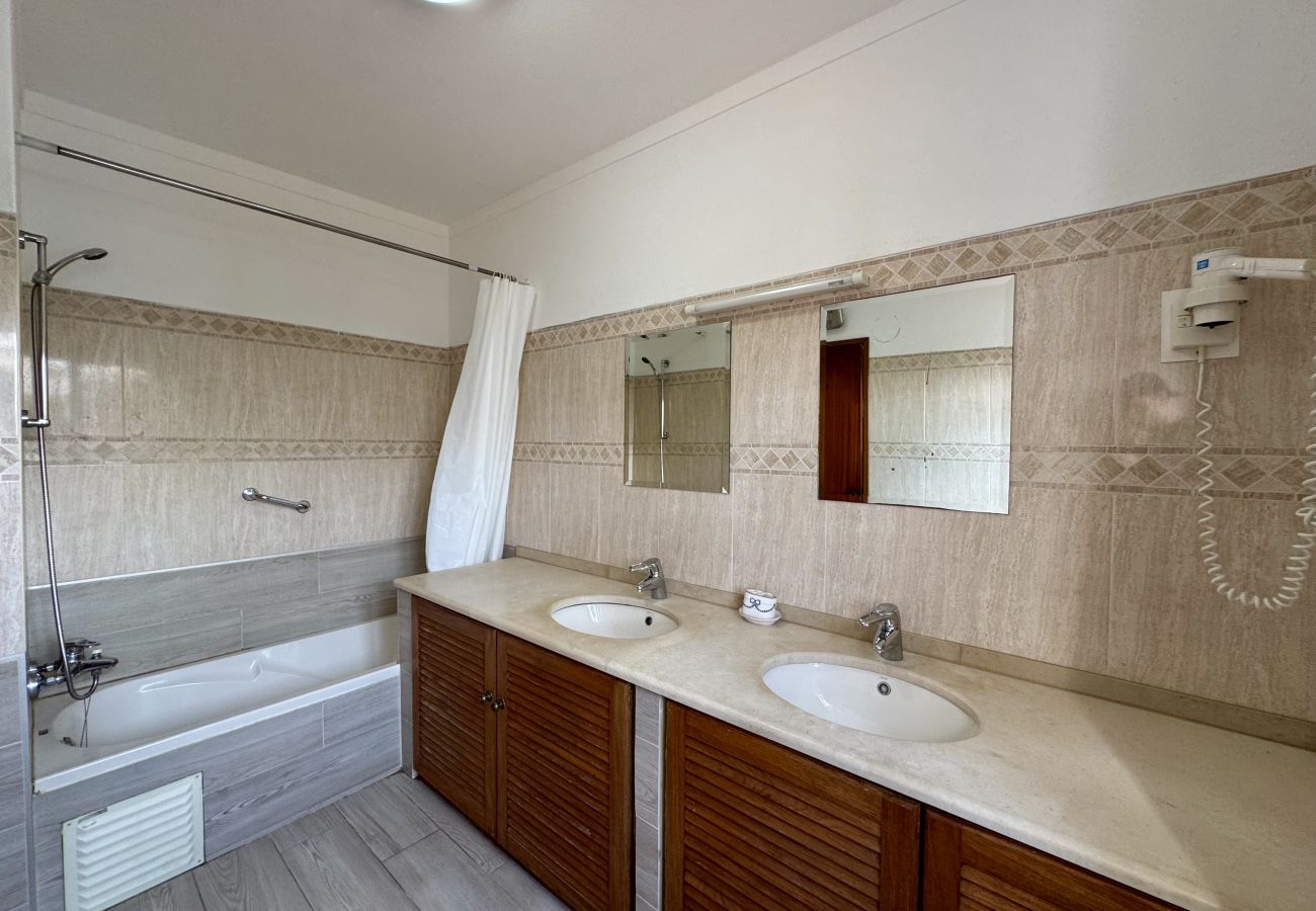 Villa en Vilamoura - VILAMOURA OCEAN VILLA WITH POOL by HOMING