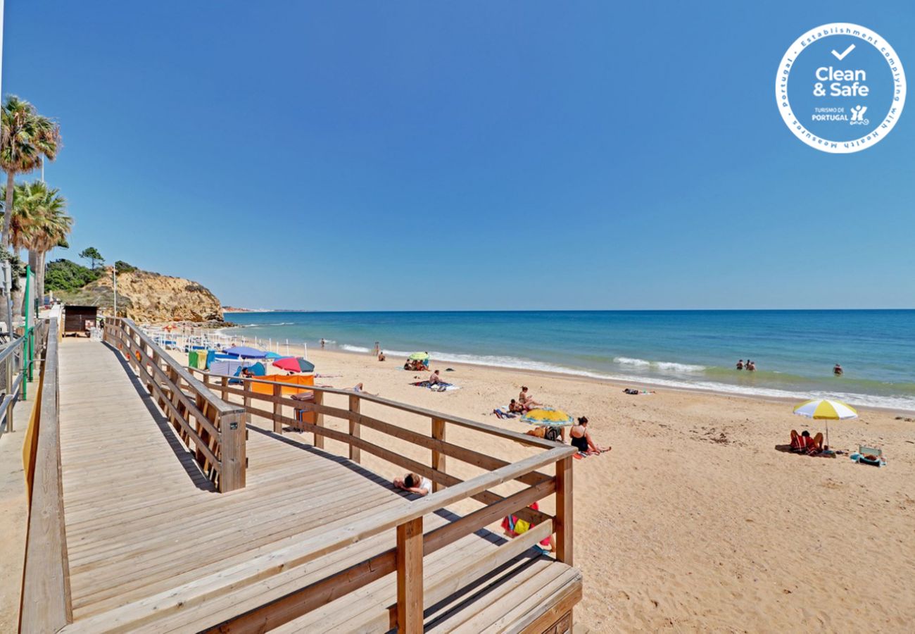Apartamento en Albufeira - ALBUFEIRA BEACH 1 by HOMING