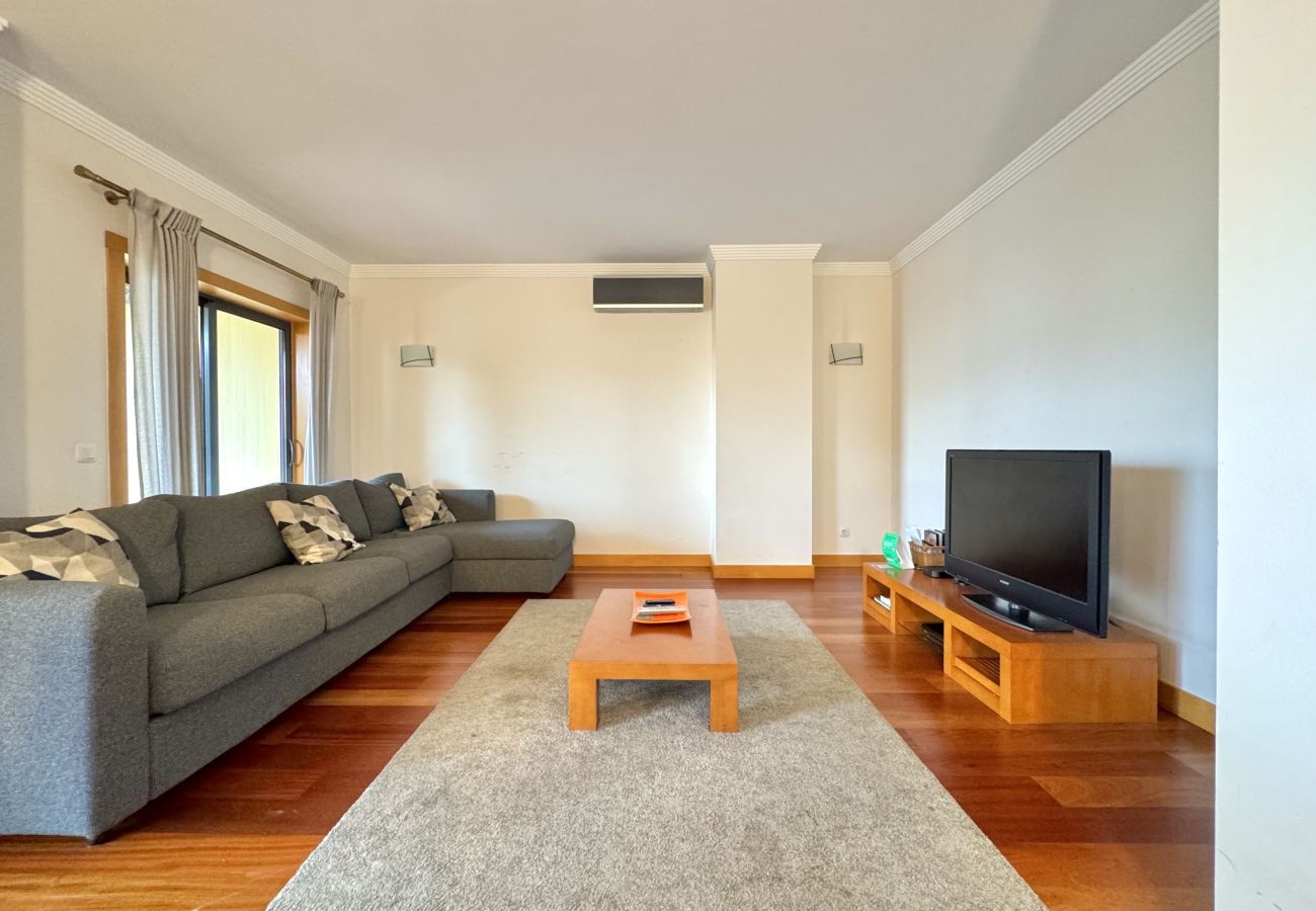 Apartamento en Albufeira - ALBUFEIRA MODERN 1 WITH POOL by HOMING