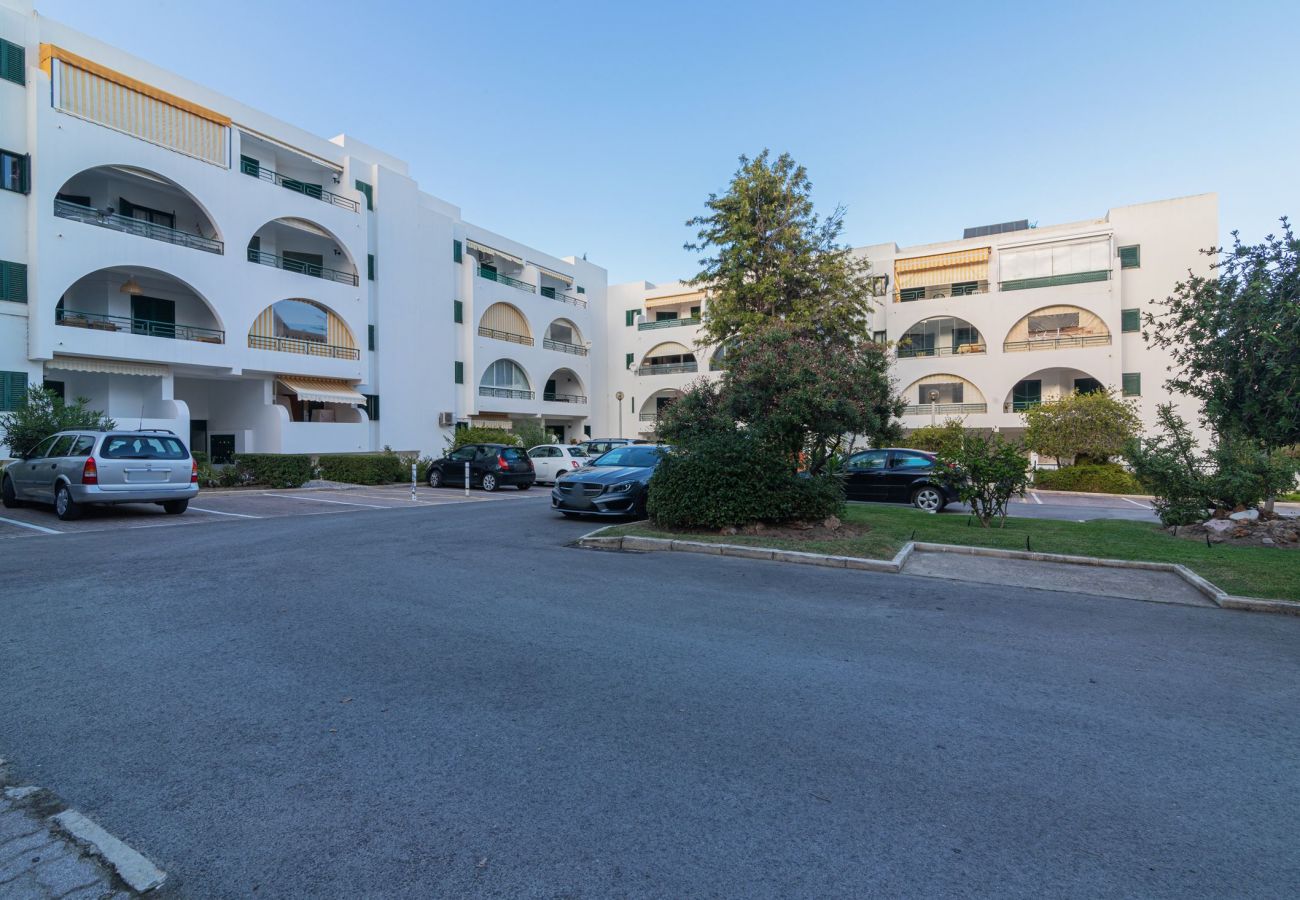 Apartamento en Albufeira - ALBUFEIRA SALGADOS BEACH 1 by HOMING