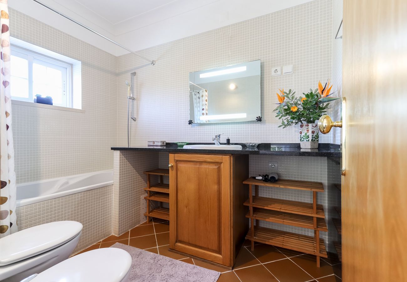 Apartamento en Aldeia de Juzo - GUINCHO GARDEN VILLA I by HOMING