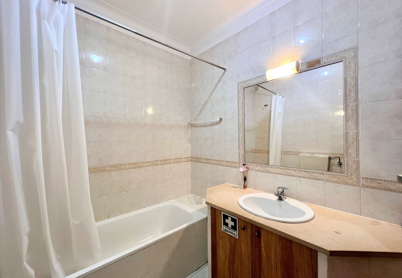 Apartamento en Albufeira - ALBUFEIRA CLASSIC 1 WITH POOL by HOMING