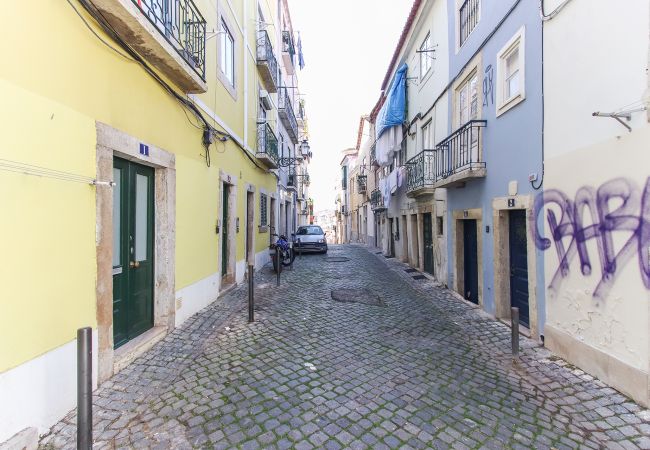 Estudio en Lisboa - SANTA CATARINA HARMONY by HOMING Estudio en Lisboa - SANTA CATARINA HARMONY by HOMING