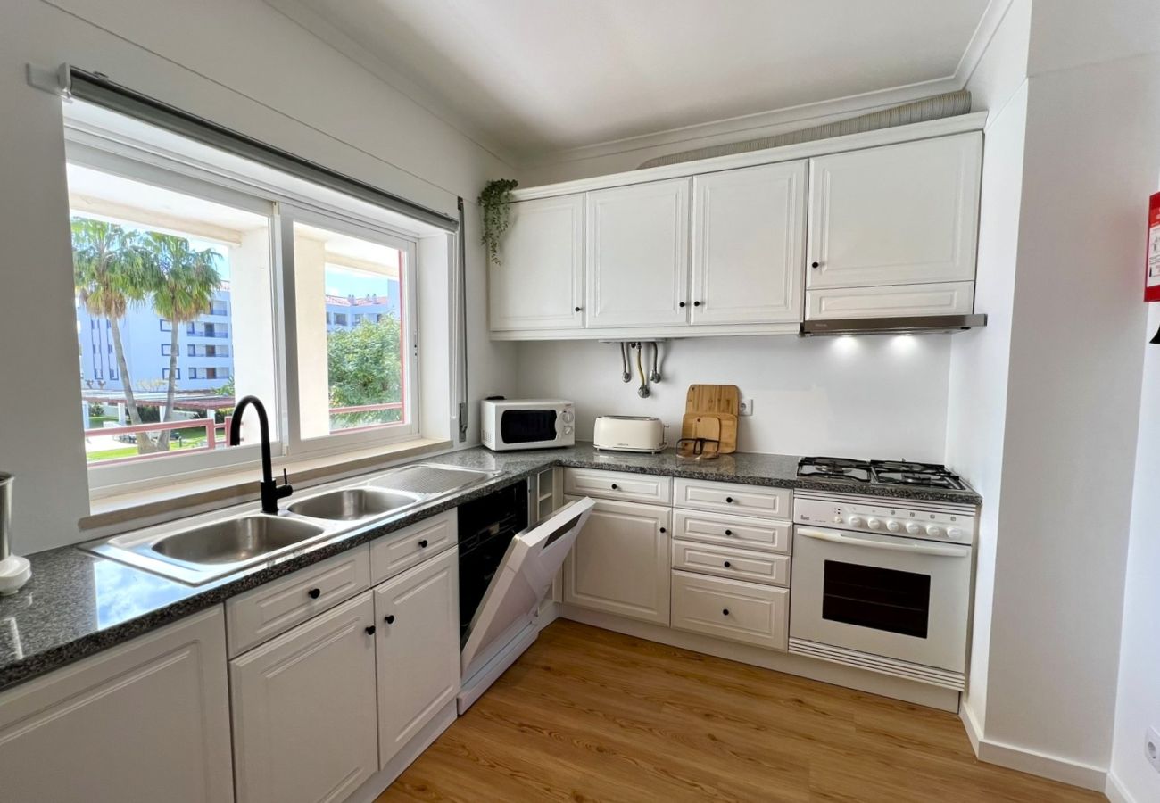 Apartamento en Vilamoura - VILAMOURA MARINA CHARMING WITH POOL by HOMING