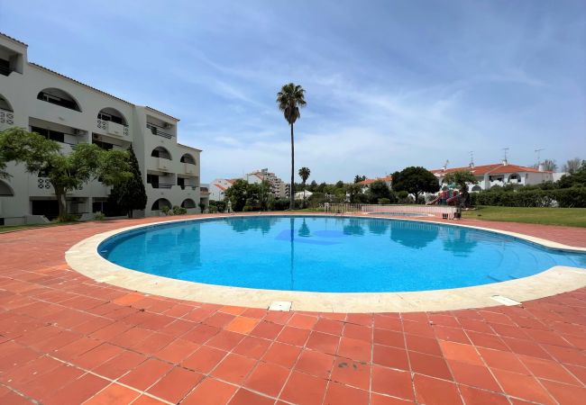 Apartamento en Albufeira - ALBUFEIRA TWINS 3 WITH POOL by HOMING