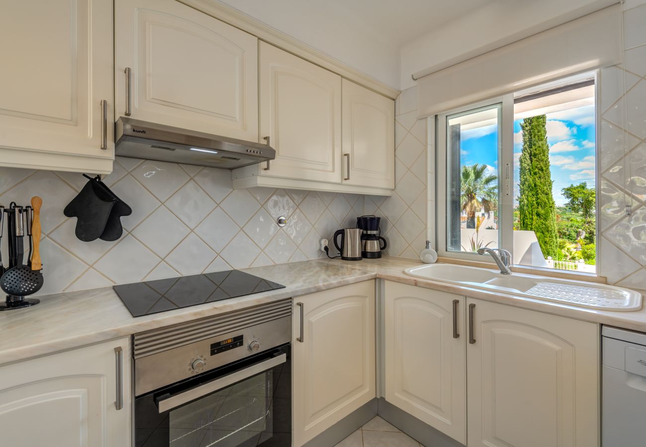 Apartamento en Albufeira - ALBUFEIRA BALAIA GOLF VILLAGE 6 WITH POOL by HOMIN