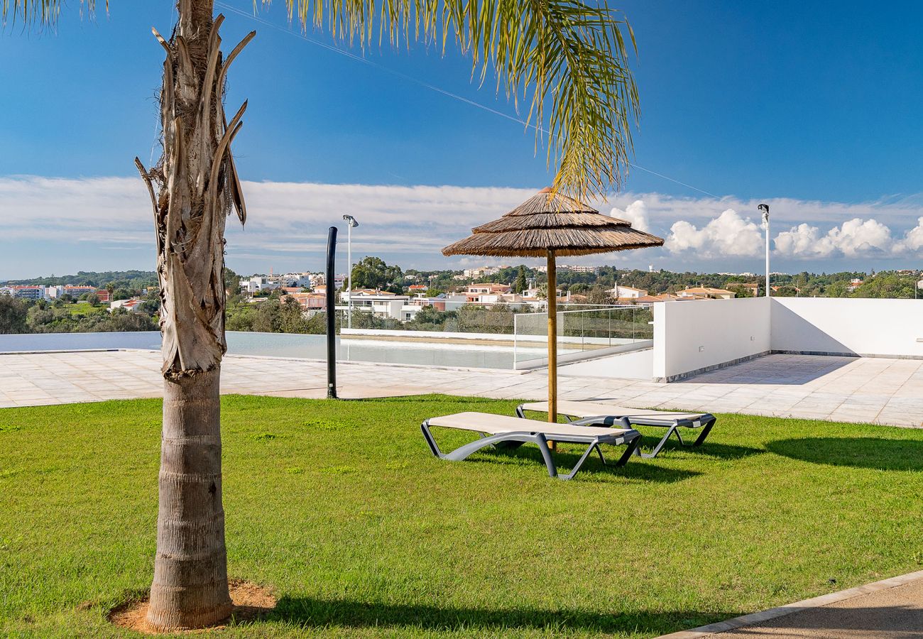 Apartamento en Portimão - PRAIA DA ROCHA DESIGN WITH POOL by HOMING
