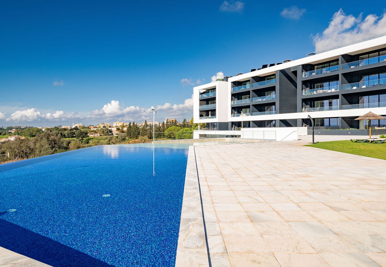 Apartamento en Portimão - PRAIA DA ROCHA DESIGN WITH POOL by HOMING