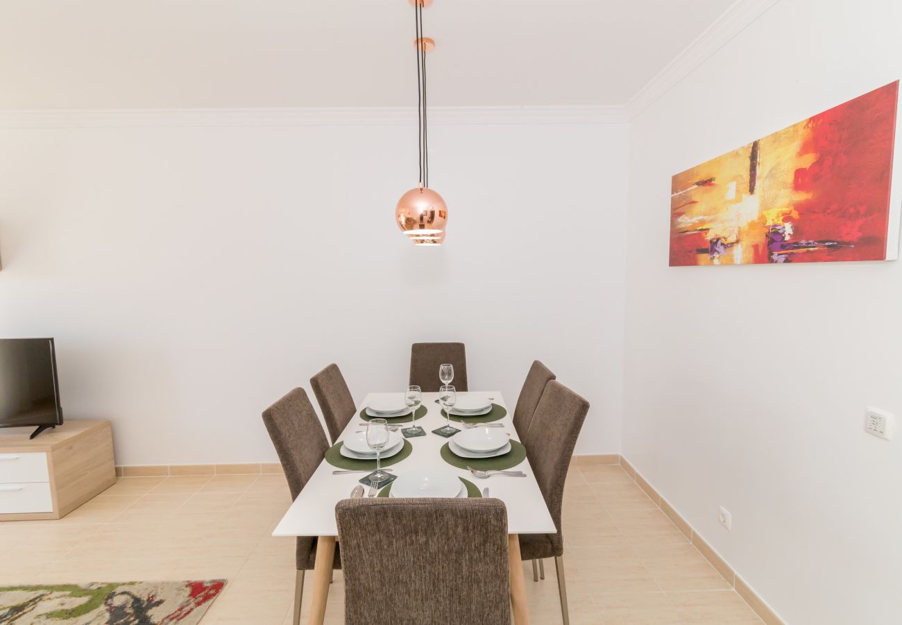 Apartamento en Albufeira - ALBUFEIRA SUNNY APARTMENT 2 WITH POOL by HOMING