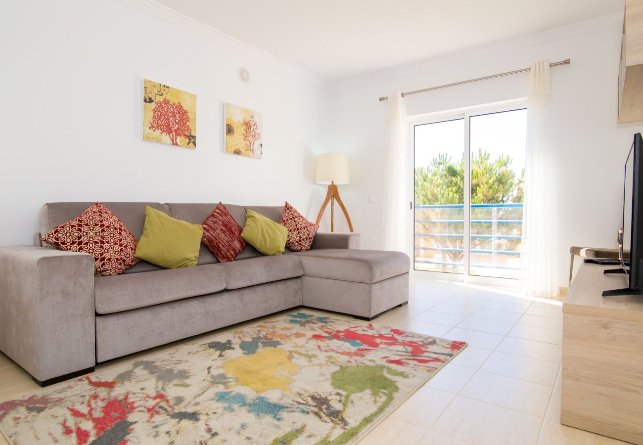 Apartamento en Albufeira - ALBUFEIRA SUNNY APARTMENT 2 WITH POOL by HOMING