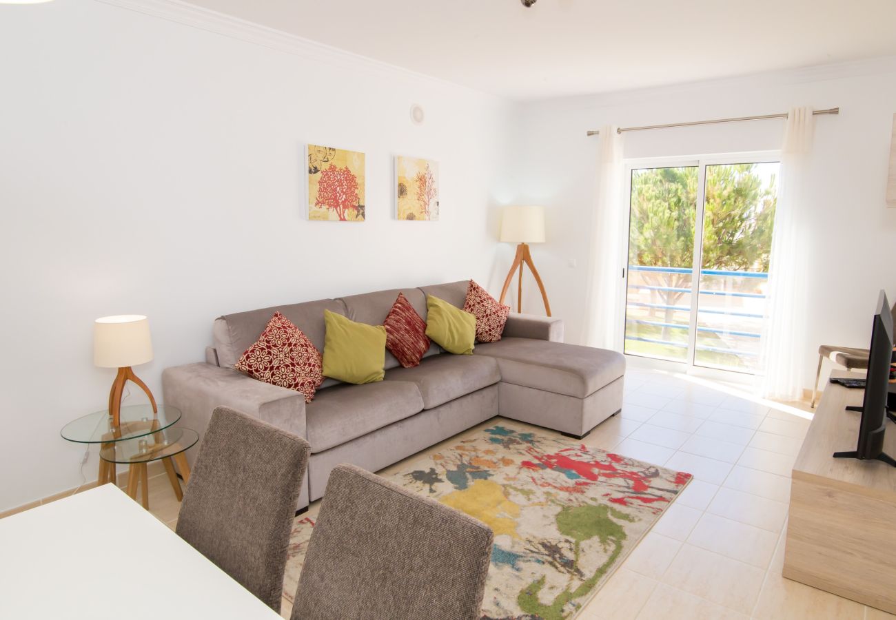 Apartamento en Albufeira - ALBUFEIRA SUNNY APARTMENT 2 WITH POOL by HOMING