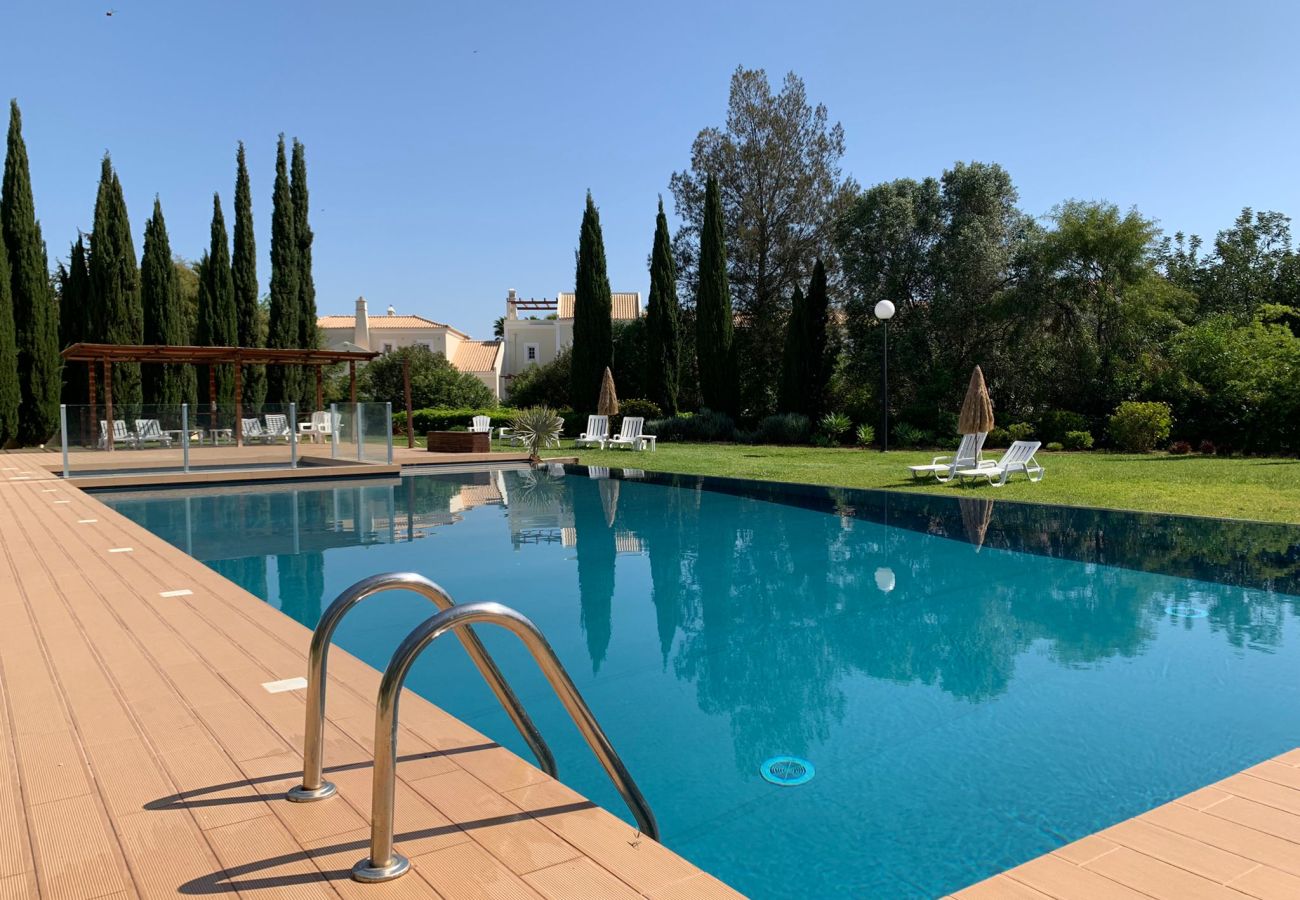 Villa en Vilamoura - VILAMOURA CLUB VILLA 3 WITH POOL by HOMING