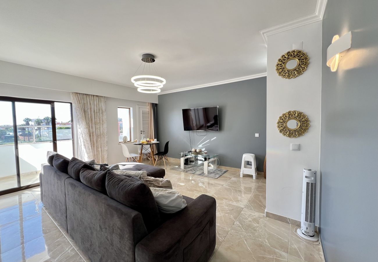 Apartamento en Albufeira - ALBUFEIRA TOWN APARTMENT WITH POOL by HOMING