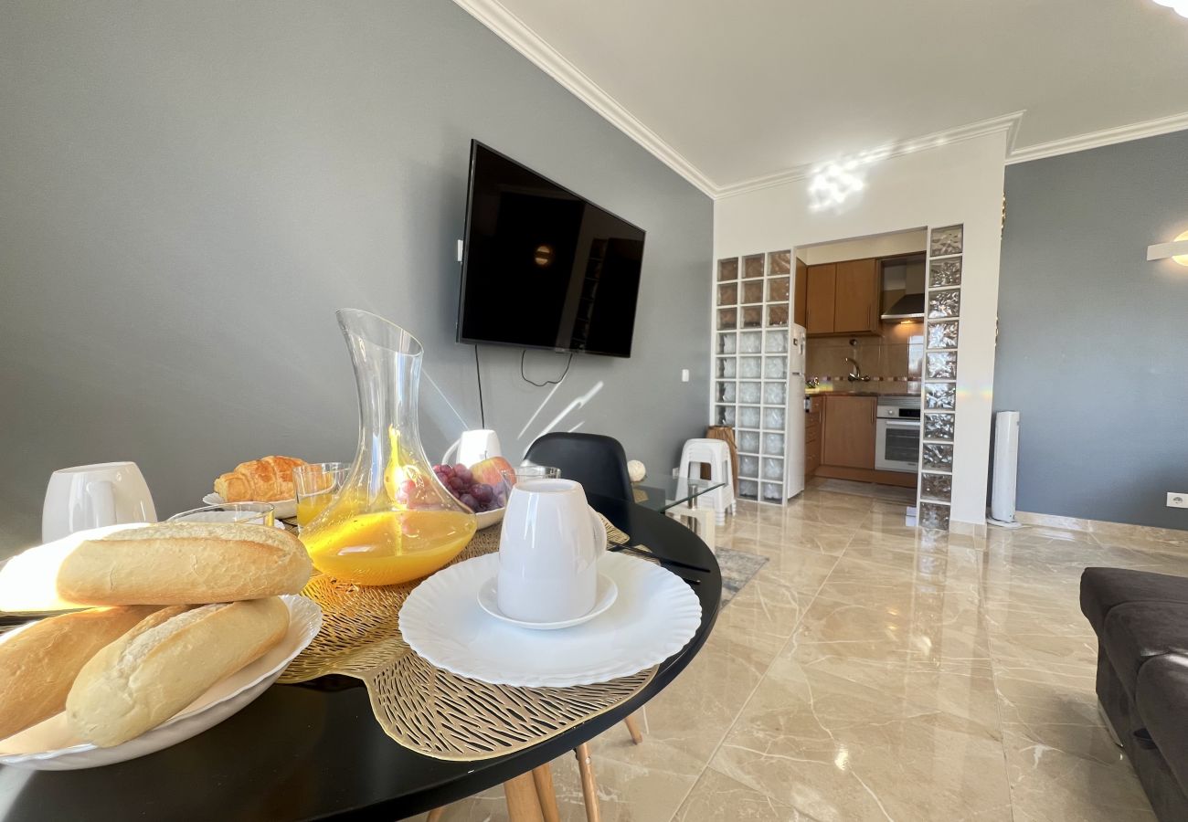 Apartamento en Albufeira - ALBUFEIRA TOWN APARTMENT WITH POOL by HOMING