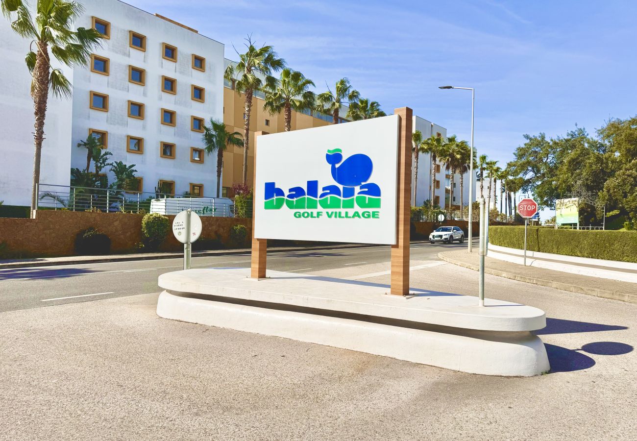 Apartamento en Albufeira - ALBUFEIRA BALAIA GOLF VILLAGE 7 WITH POOL by HOMIN