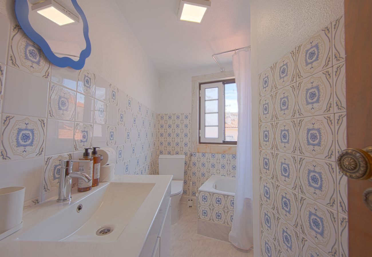 Estudio en Lisboa ciudad - ALFAMA HISTORICAL I RIVER VIEW by HOMING