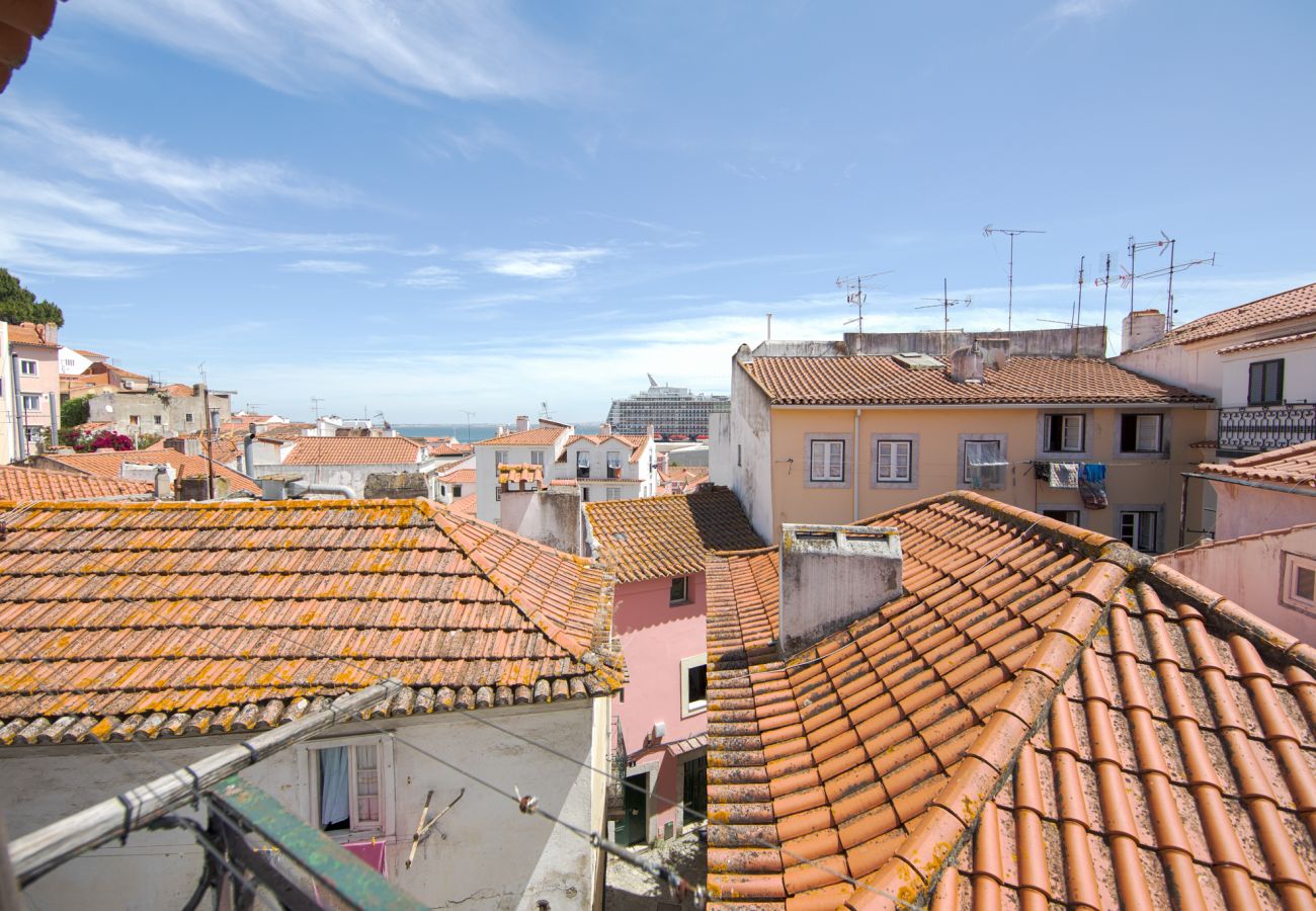 Estudio en Lisboa ciudad - ALFAMA HISTORICAL I RIVER VIEW by HOMING