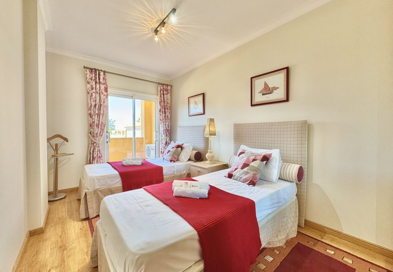 Apartamento en Vilamoura - VILAMOURA LOVELY BEACH STAY WITH POOL by HOMING