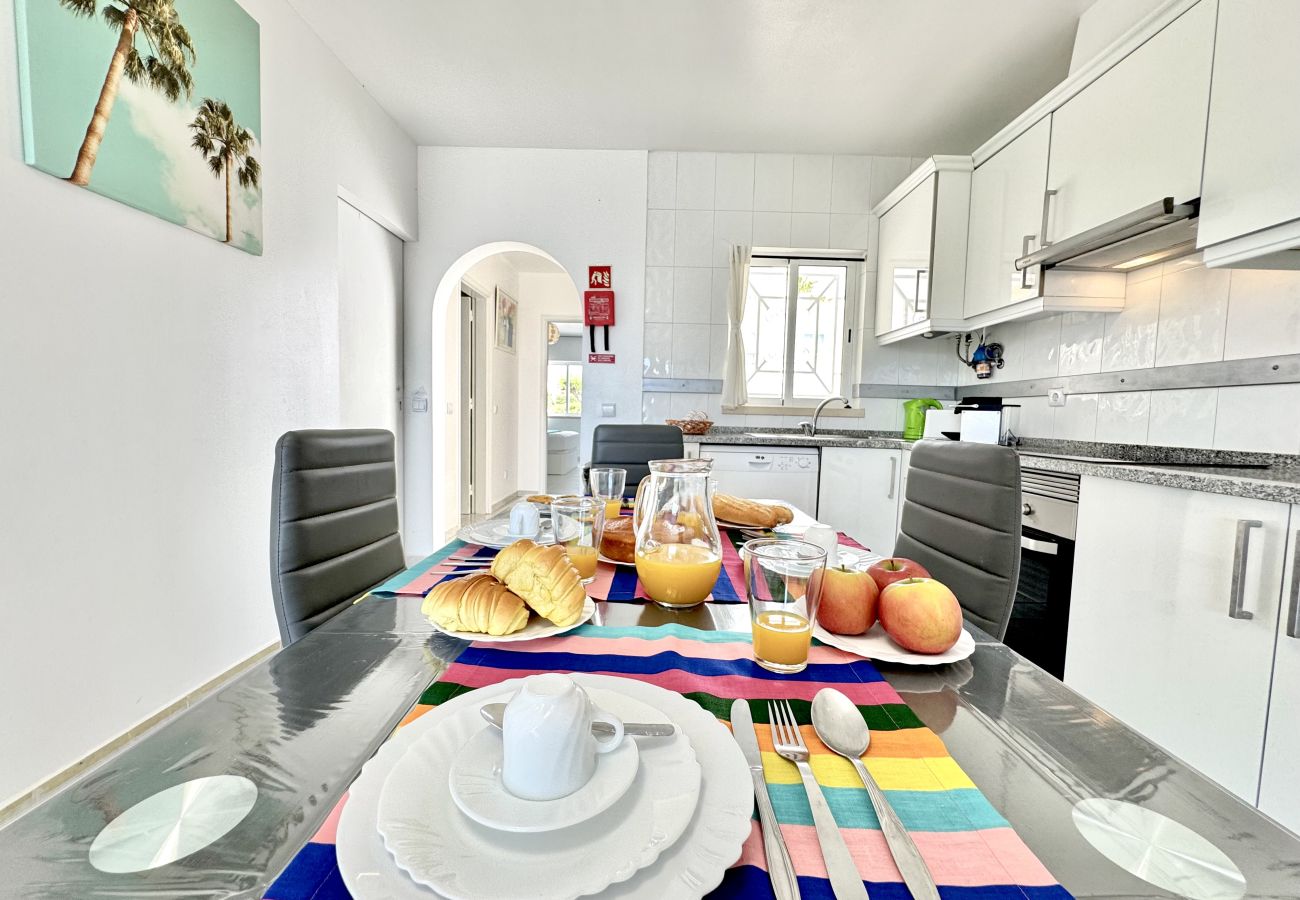 Apartamento en Albufeira - ALBUFEIRA TROPICAL VIEW 2 WITH POOL by HOMING